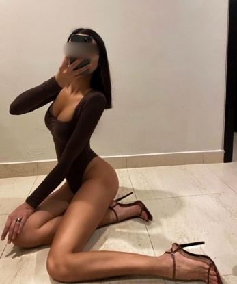 Проститутка Жужа